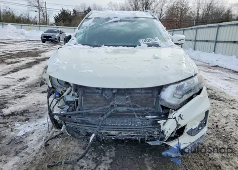 2017 Nissan Rogue Sv z USA, uszkodzony, nr VIN 5N1AT2MV3HC896684